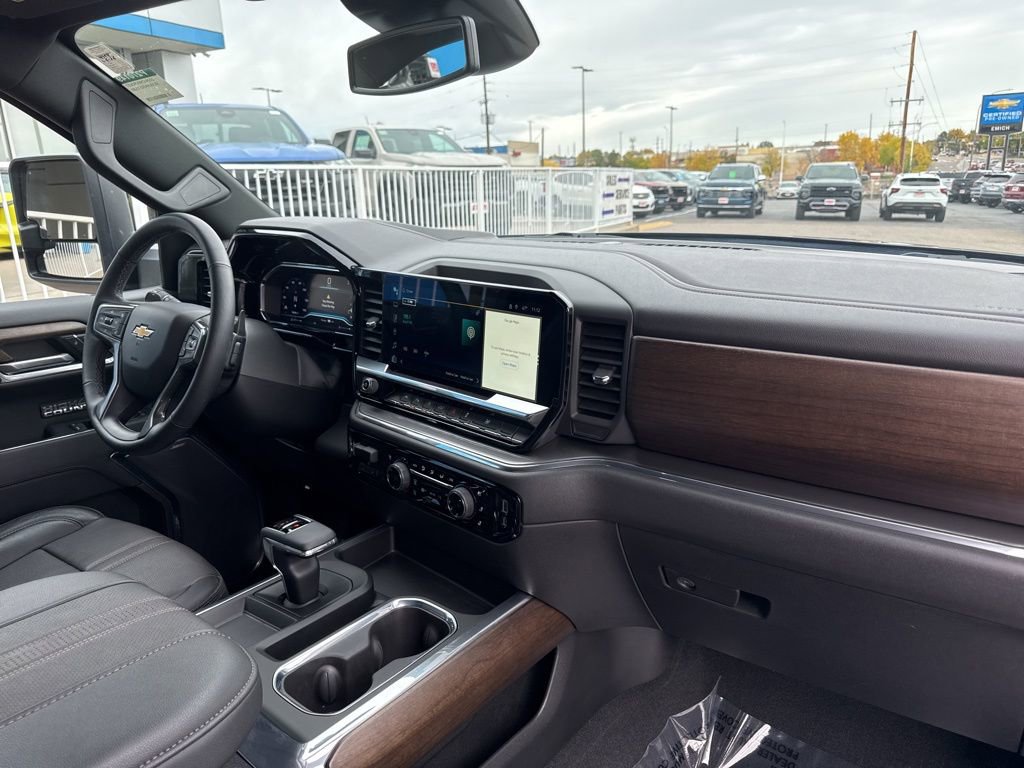 Certified 2024 Chevrolet Silverado 1500 High Country w/ High Country Premium Package image 24
