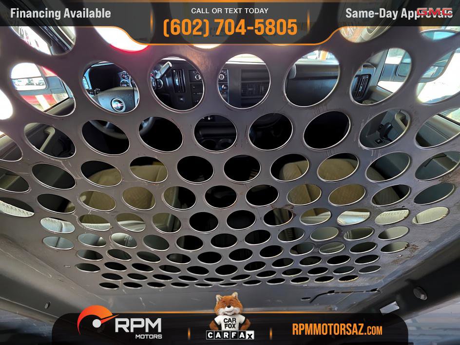 Used 2017 GMC Savana 2500 image 21