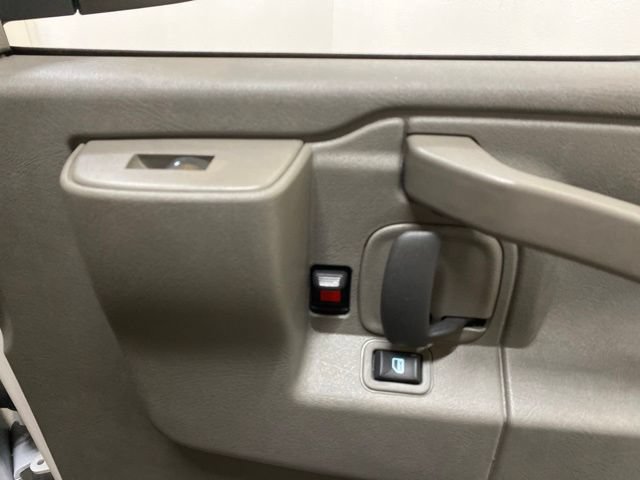 Used 2025 Chevrolet Express 3500 LT w/ LT Preferred Equipment Group RWD image 59