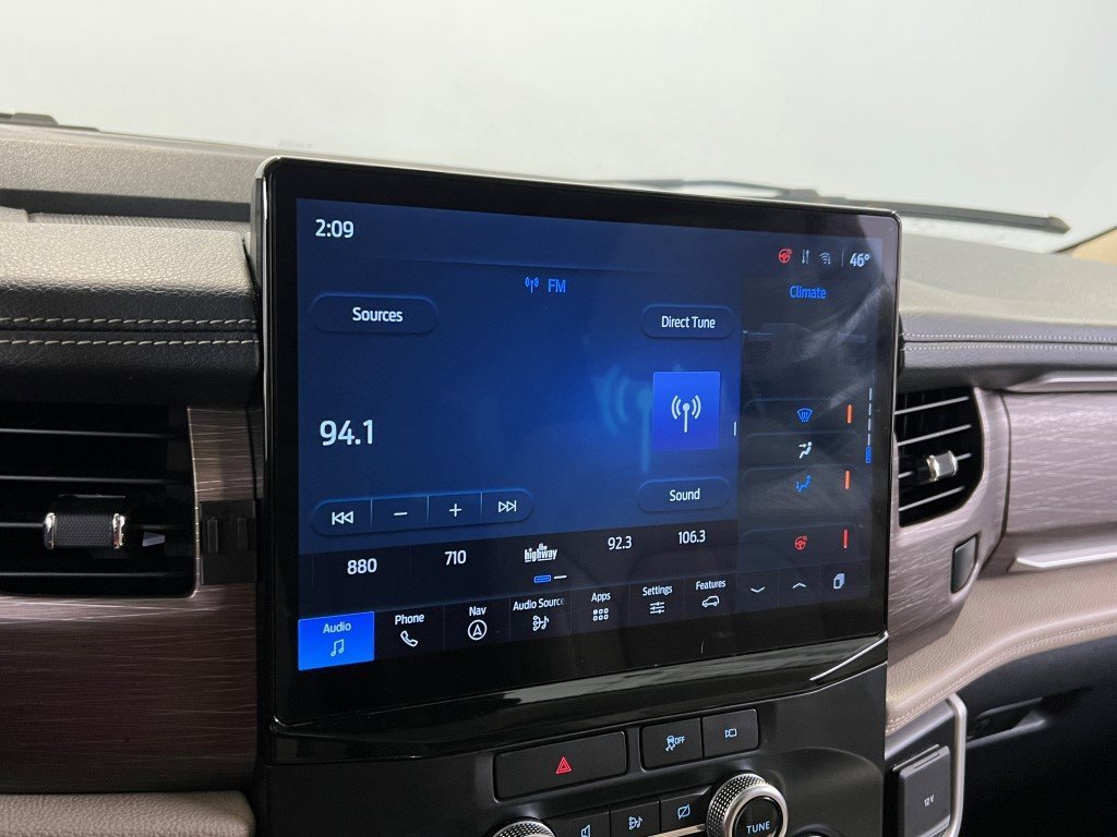 Used 2022 Ford Expedition Max Limited image 43