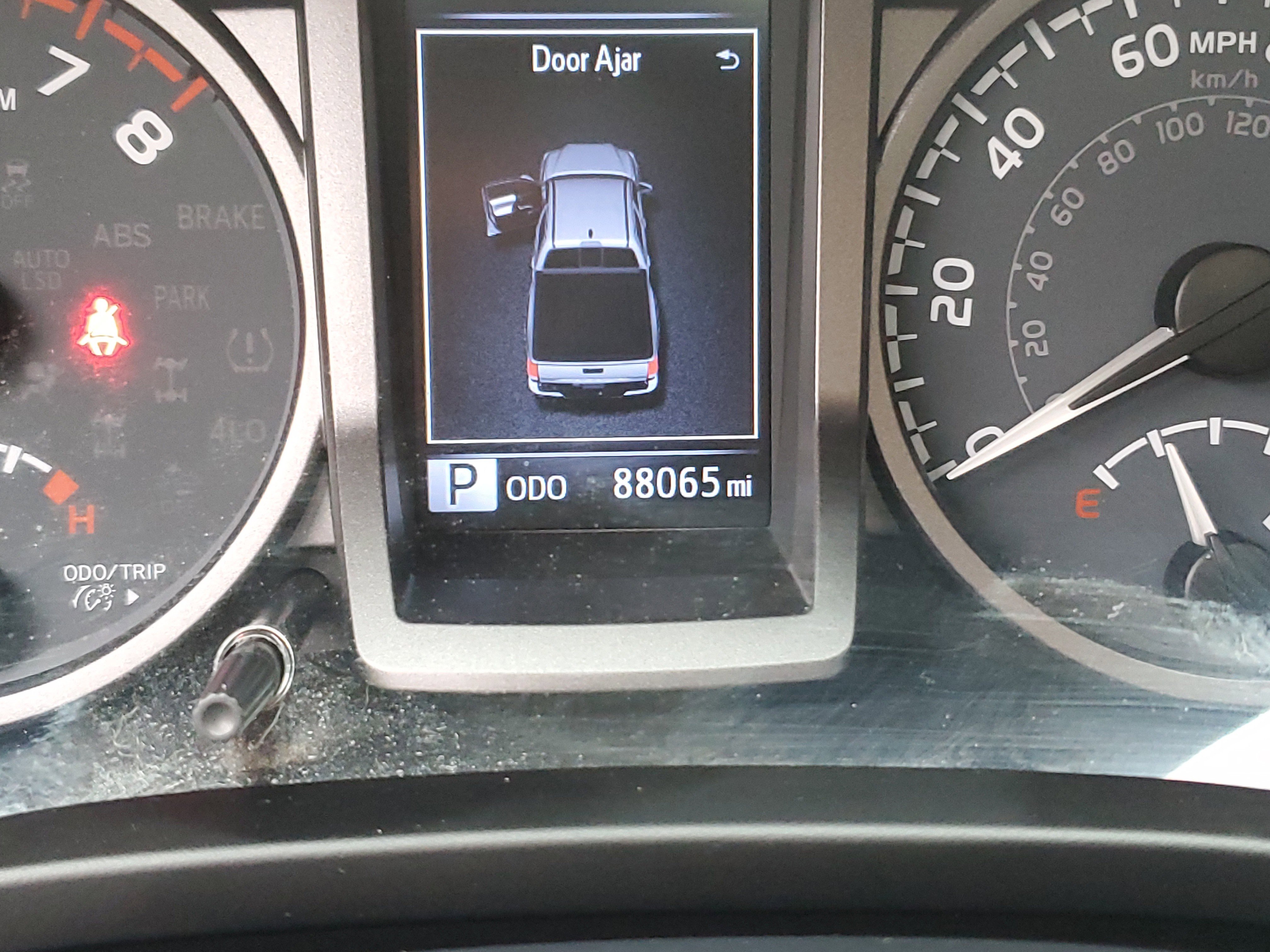 Used 2020 Toyota Tacoma TRD Off-Road image 16