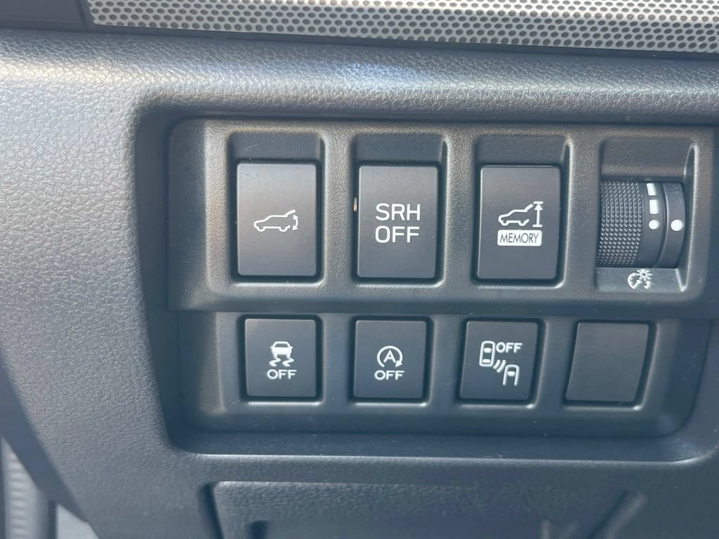 Used 2019 Subaru Forester Limited AWD/4WD image 16