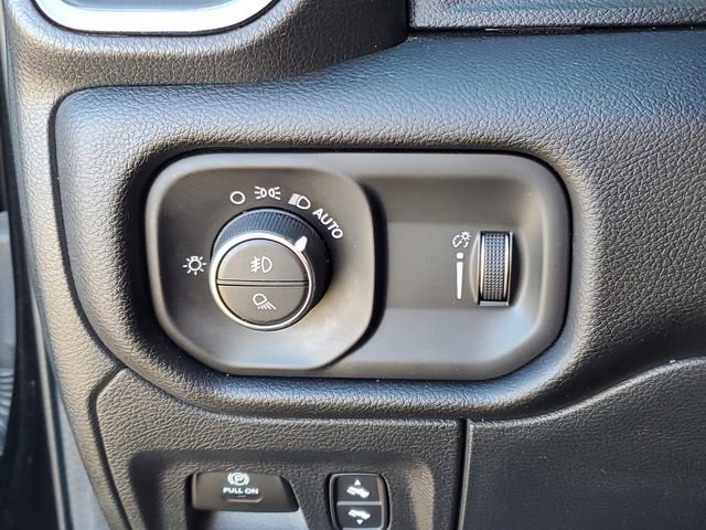 Used 2022 RAM 1500 Big Horn w/ Built-to-serve Edition image 21