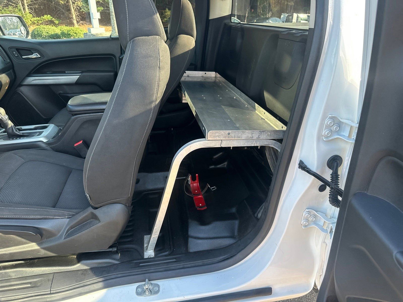 Used 2022 Chevrolet Colorado LT w/ Fleet Safety Package image 20