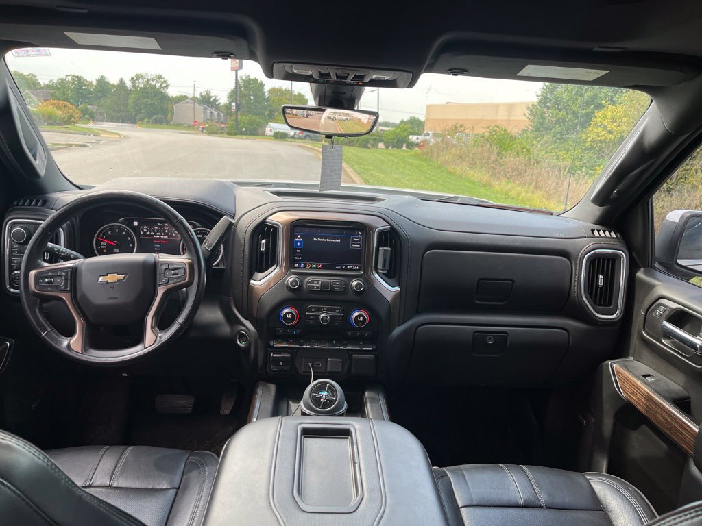Used 2019 Chevrolet Silverado 1500 High Country w/ High Country Premium Package AWD/4WD image 5