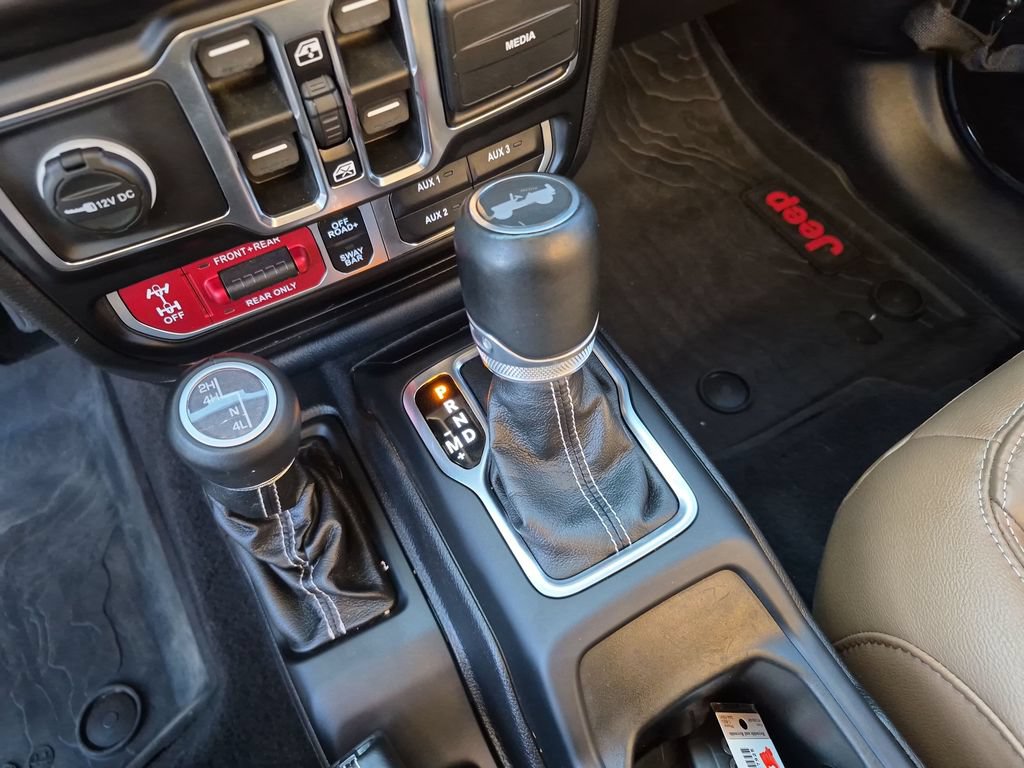 Used 2021 Jeep Wrangler Unlimited Rubicon AWD/4WD image 31