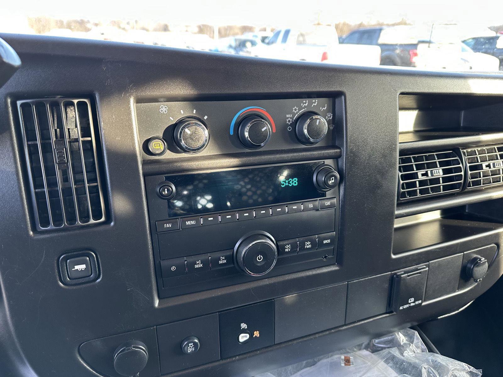 Used 2023 GMC Savana 2500 image 20