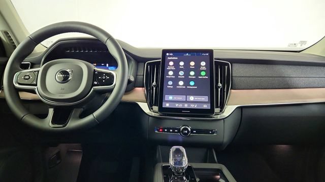 New 2026 Volvo XC90 B6 Plus w/ Protection Package AWD/4WD image 25