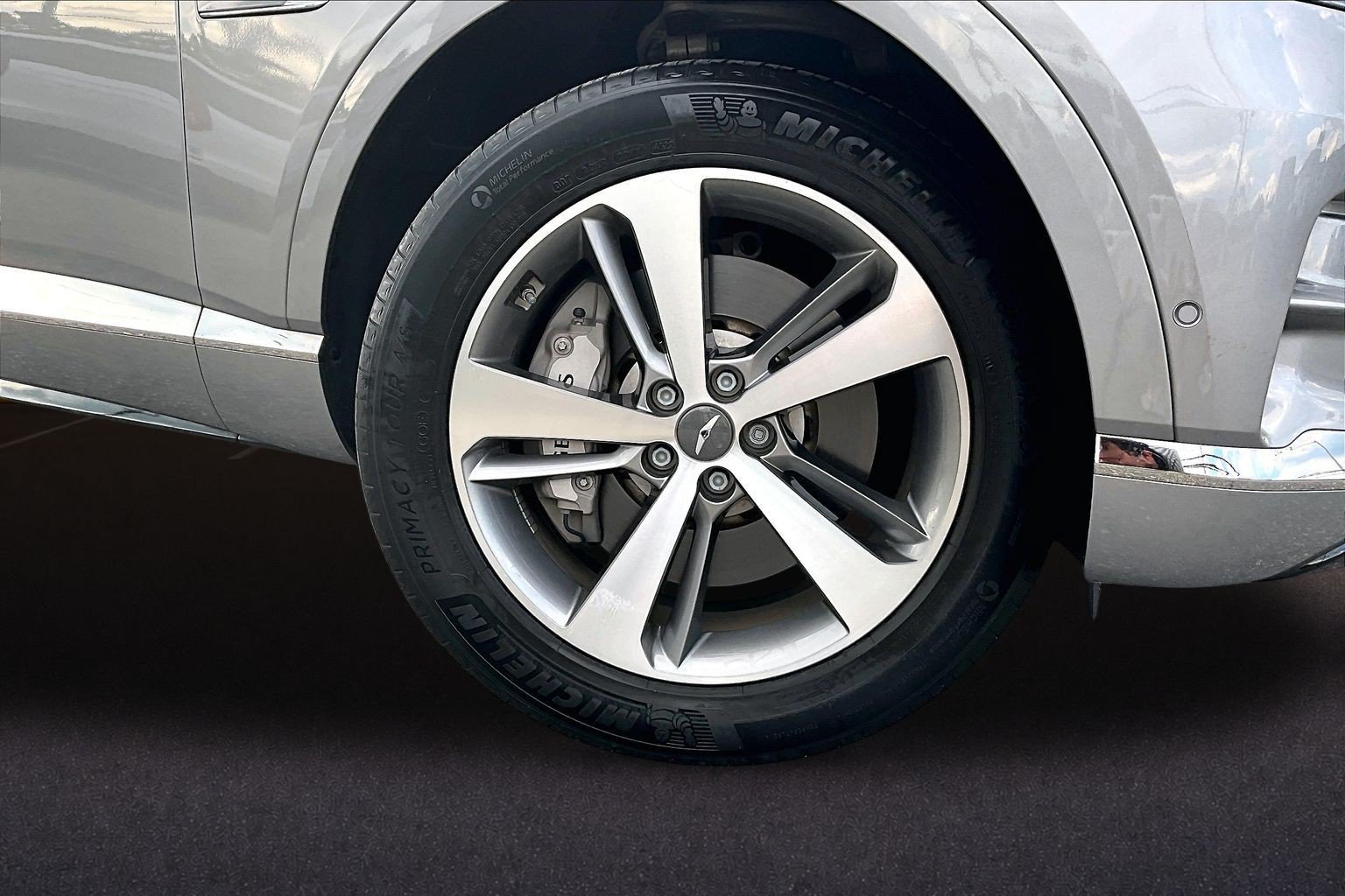Used 2023 Genesis GV80 3.5T w/ Cargo Package AWD/4WD image 9