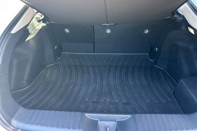Used 2025 Toyota Prius LE image 17