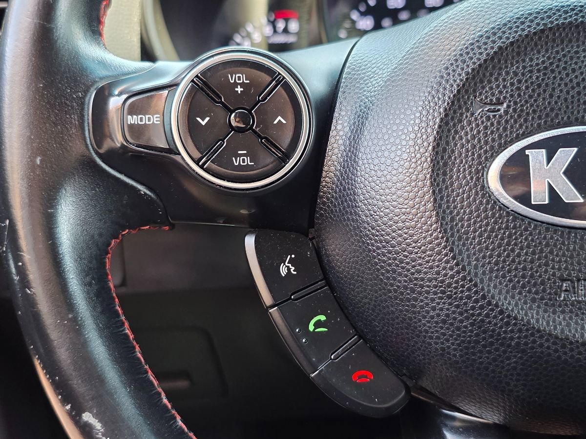 Used 2016 Kia Soul + w/ Soulful Package FWD image 29