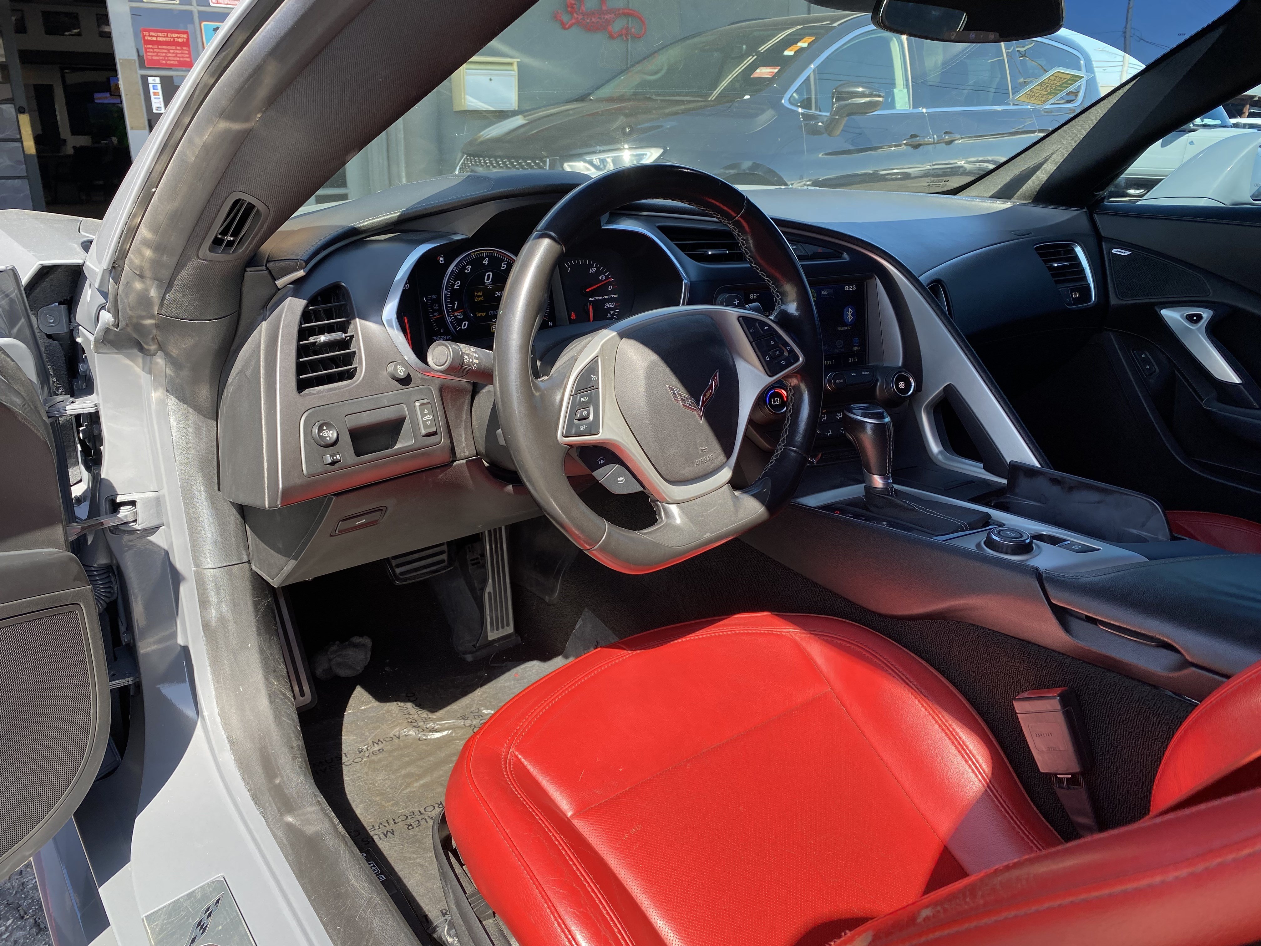 Used 2018 Chevrolet Corvette Stingray Convertible w/ 1LT RWD image 21