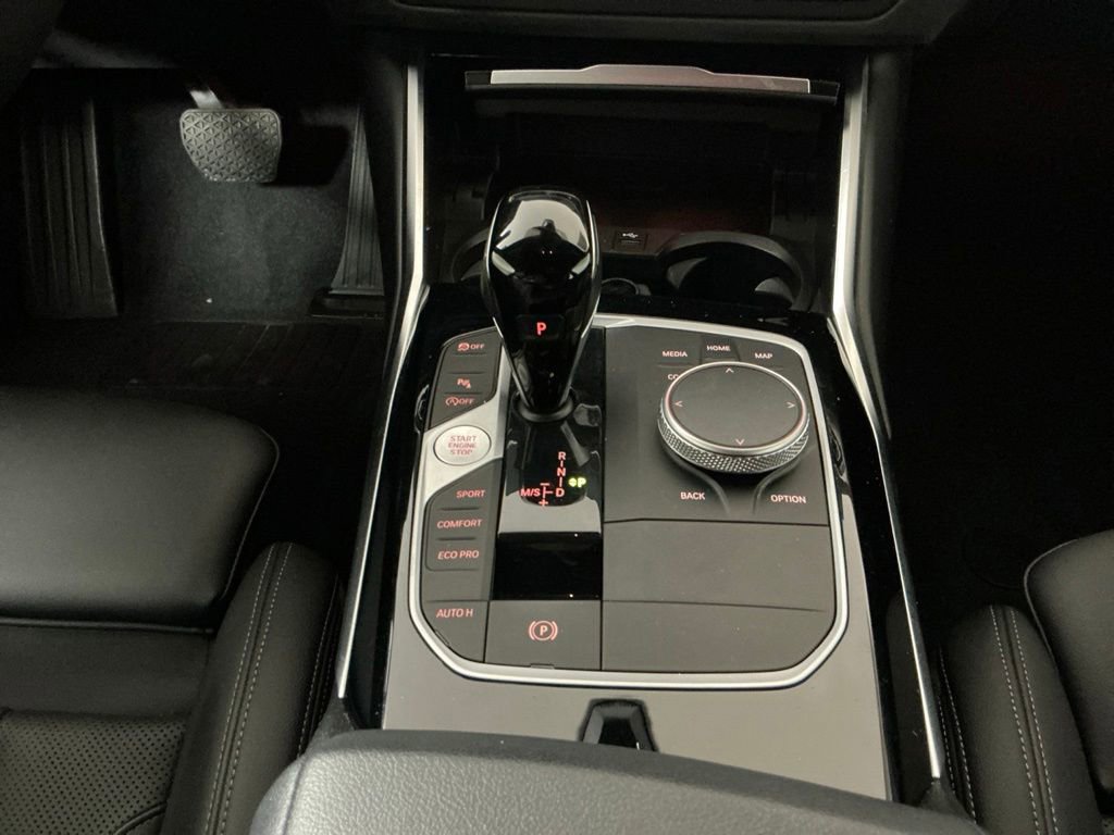 Certified 2022 BMW 230i Coupe w/ Convenience Package RWD image 11
