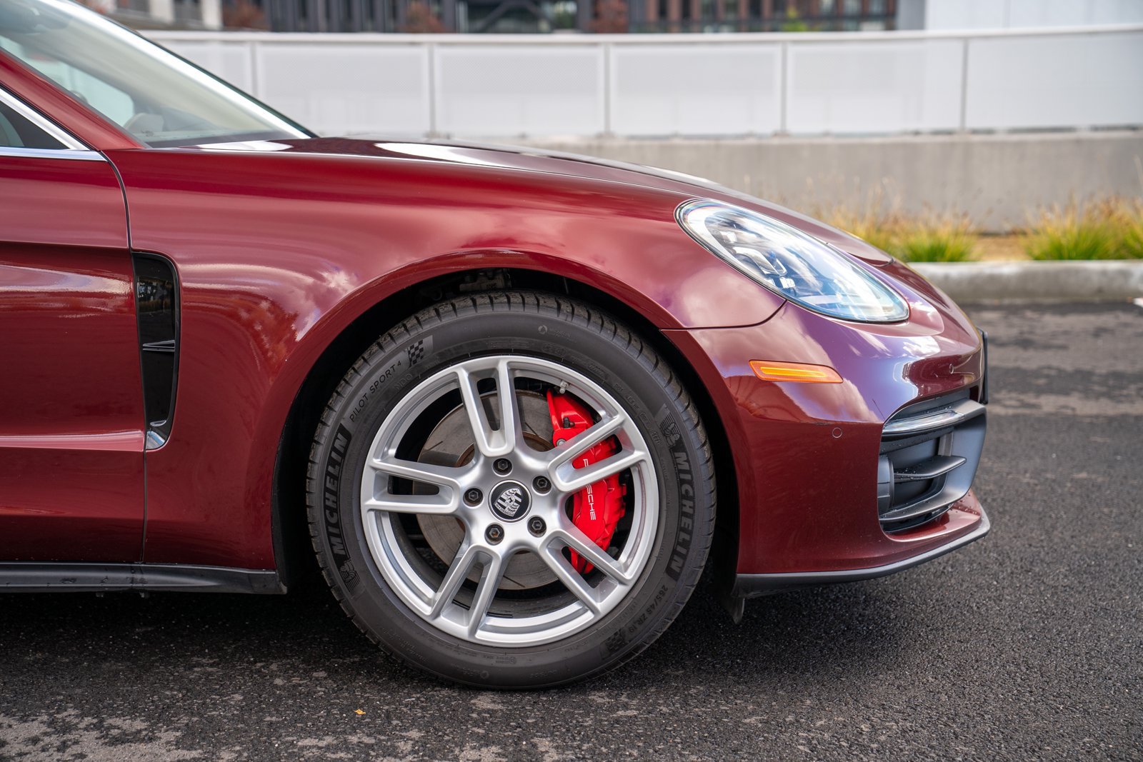 Used 2023 Porsche Panamera 4S AWD/4WD image 9