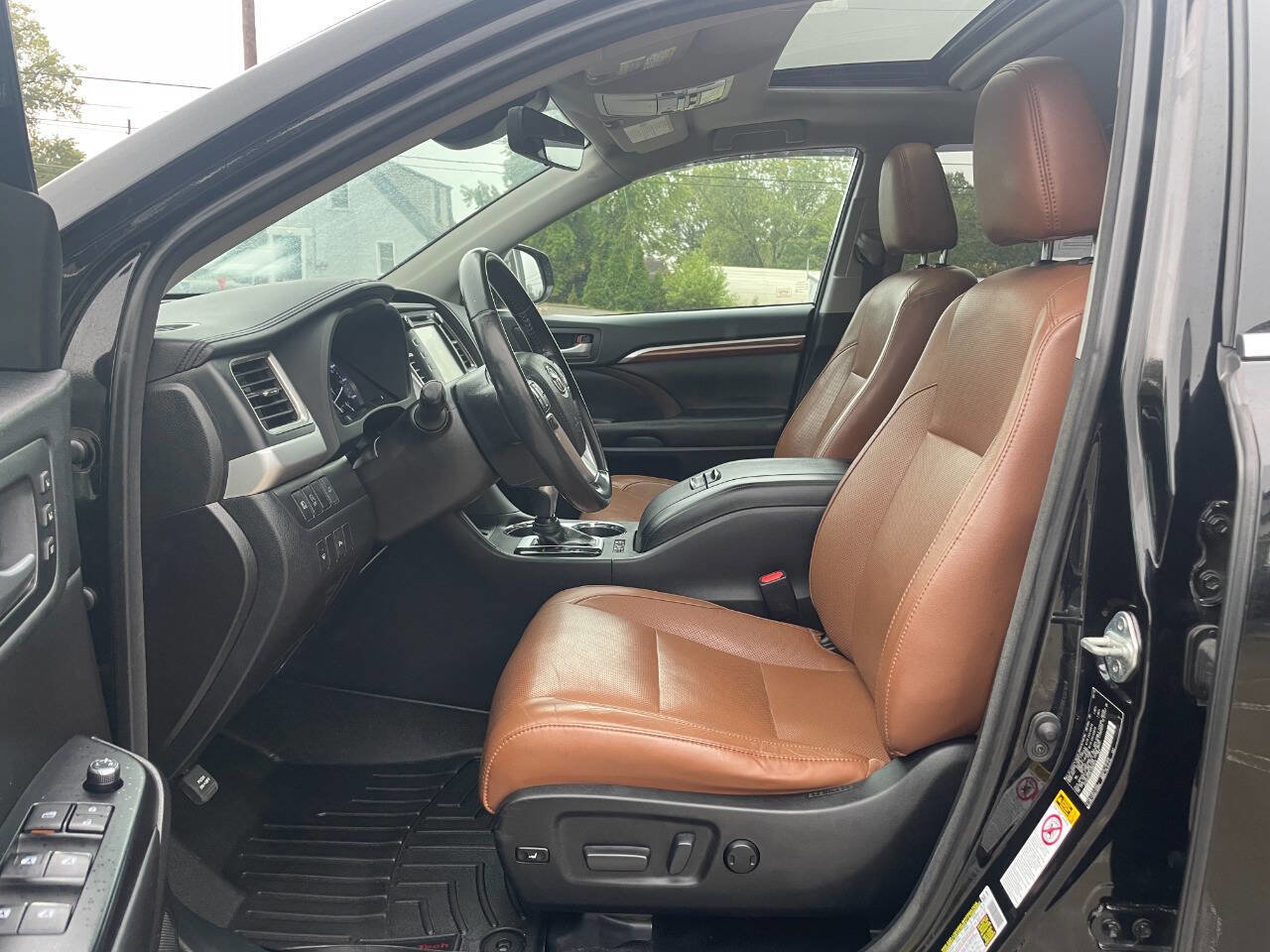 Used 2018 Toyota Highlander Limited image 36