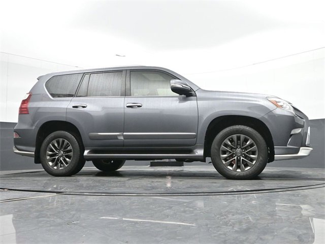 Used 2019 Lexus GX 460 image 11