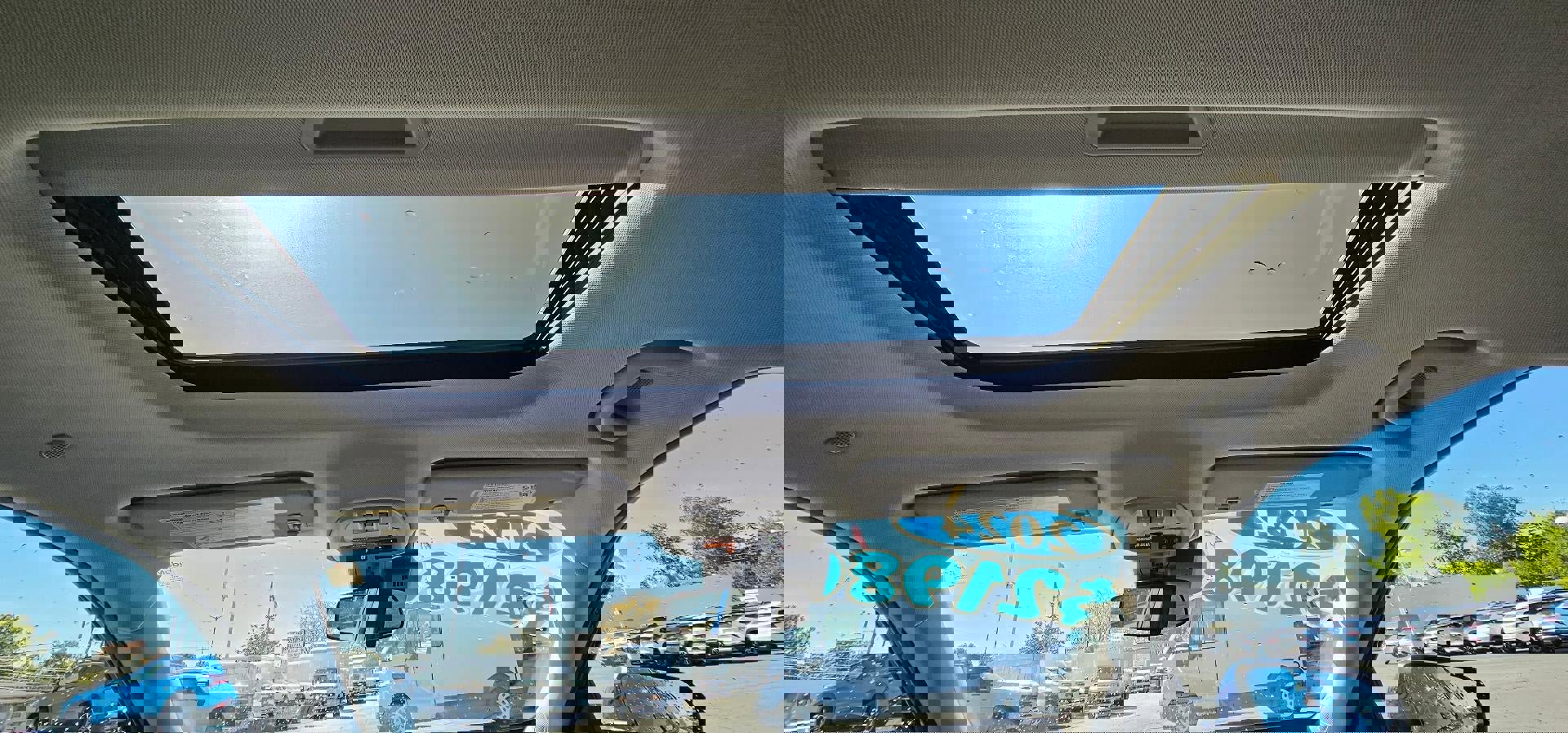 Used 2024 Chevrolet Trax LT w/ Sunroof Package image 11