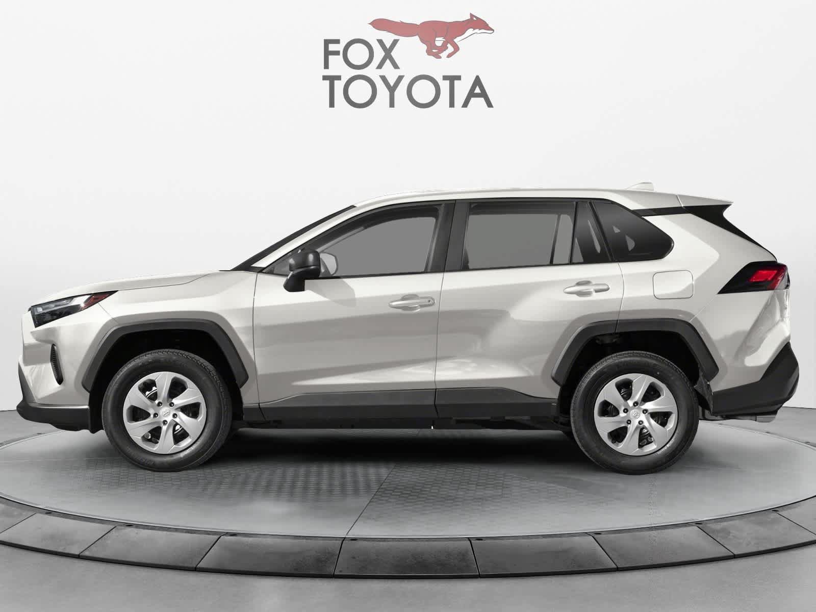 Used 2025 Toyota RAV4 LE AWD/4WD image 3