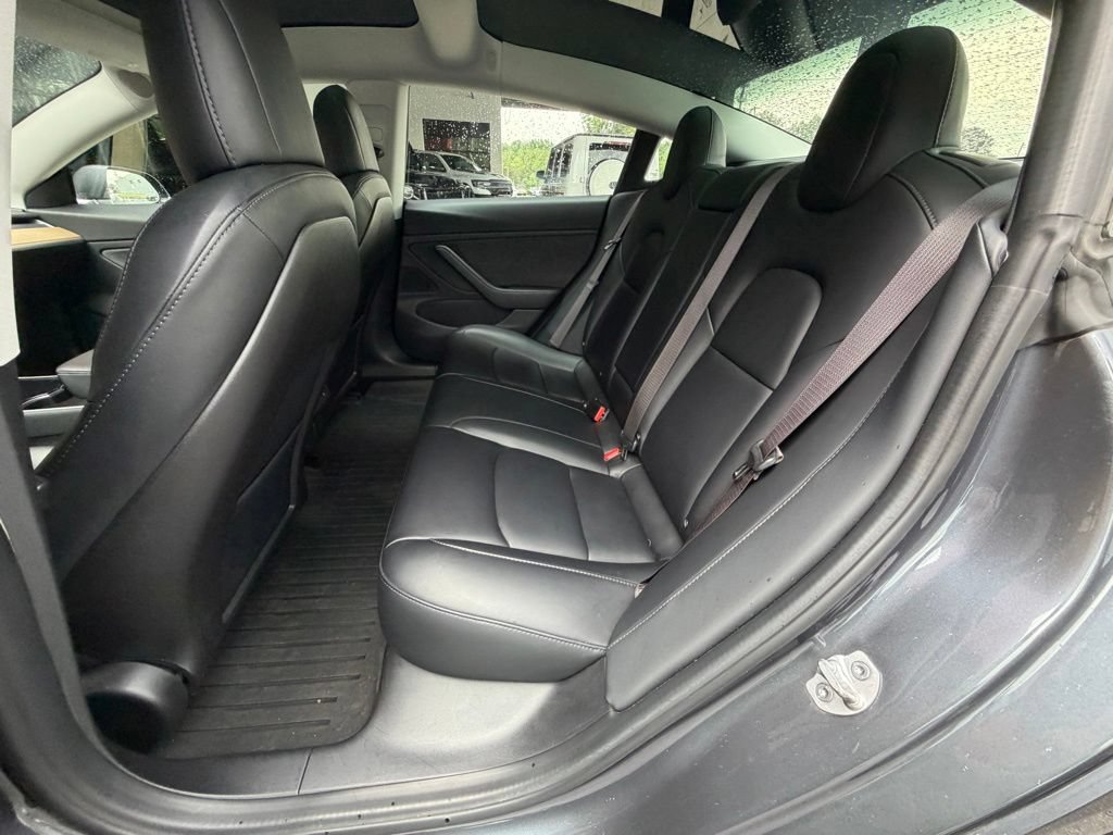 Used 2018 Tesla Model 3 Long Range AWD/4WD image 25