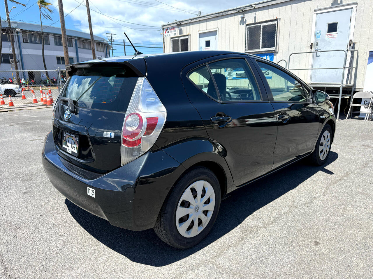 Used 2012 Toyota Prius C One image 5
