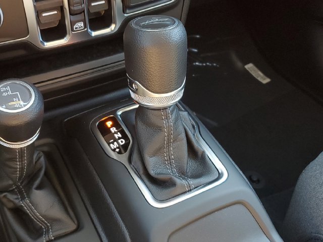 New 2025 Jeep Gladiator Sport AWD/4WD image 32