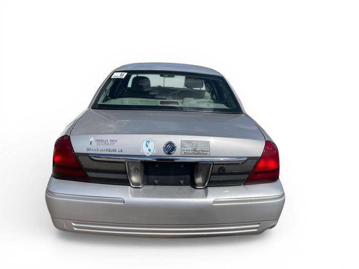 Used 2007 Mercury Grand Marquis LS RWD image 4