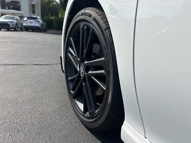 New 2026 Toyota Camry Hybrid image 9