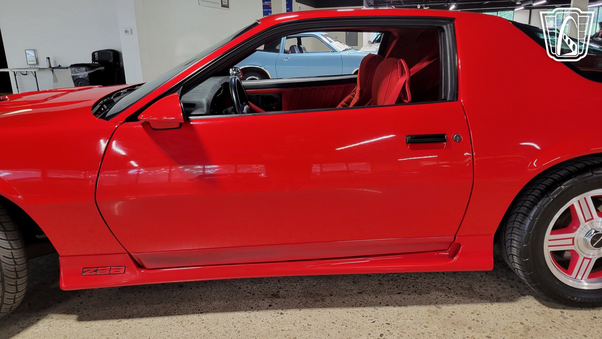 Used 1991 Chevrolet Camaro Z28 RWD image 28