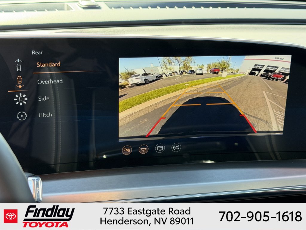 Used 2024 Cadillac Lyriq Sport AWD/4WD image 28