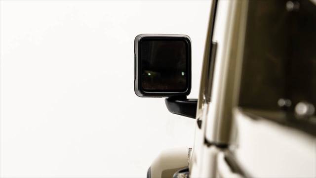 Used 2025 Jeep Gladiator Sport image 38