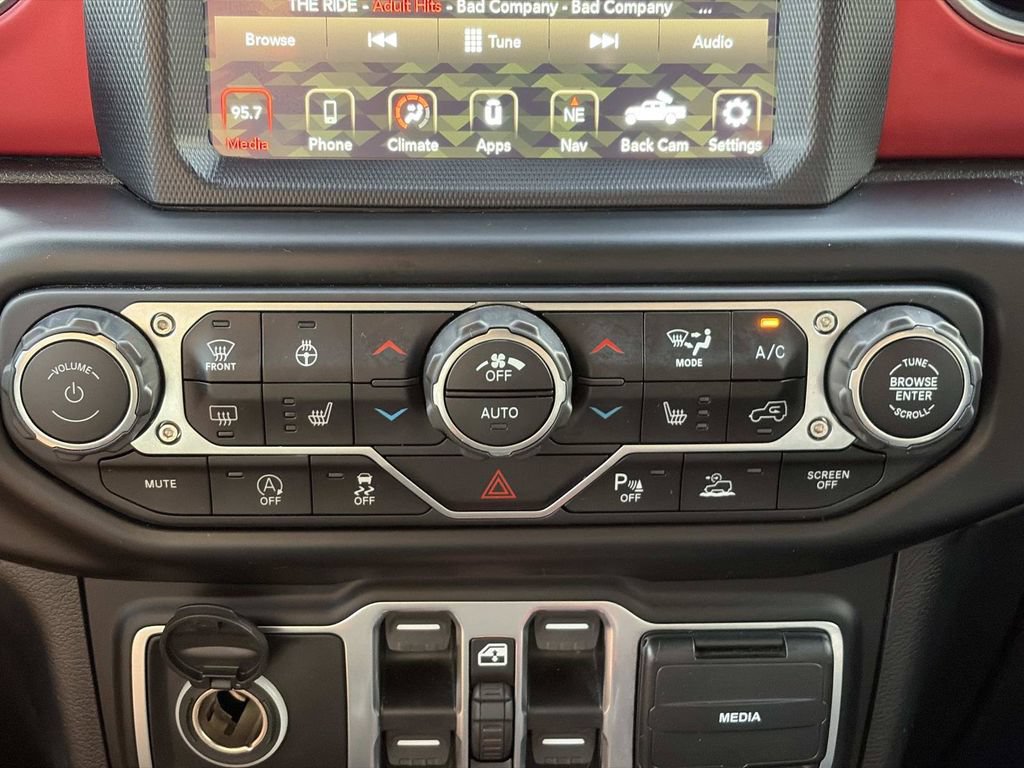 Used 2020 Jeep Gladiator Rubicon AWD/4WD image 37