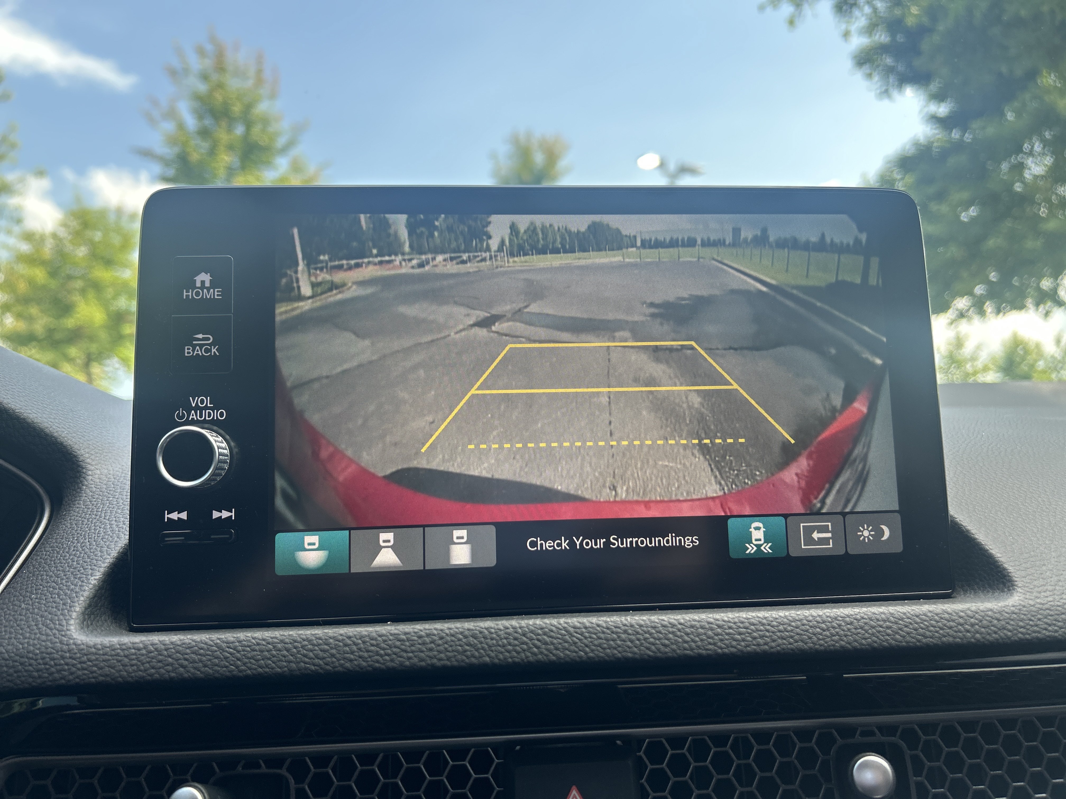 Used 2022 Honda Civic Touring image 14