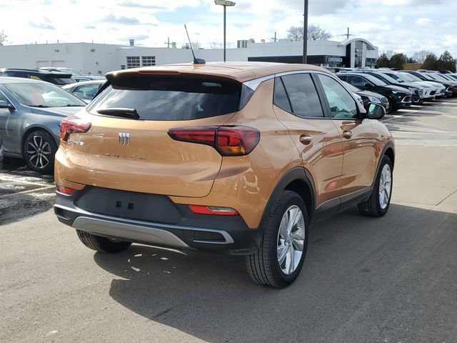 Certified 2024 Buick Encore GX Preferred AWD/4WD image 3
