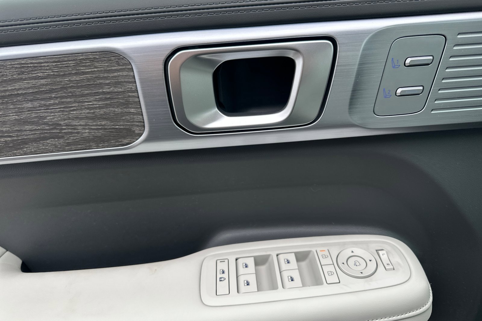 New 2026 Hyundai Santa Fe Calligraphy image 11