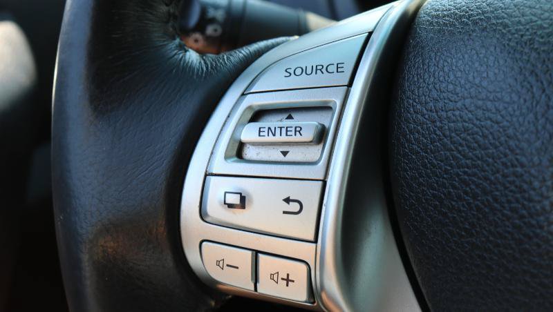 Used 2018 Nissan Altima 2.5 SL FWD image 9