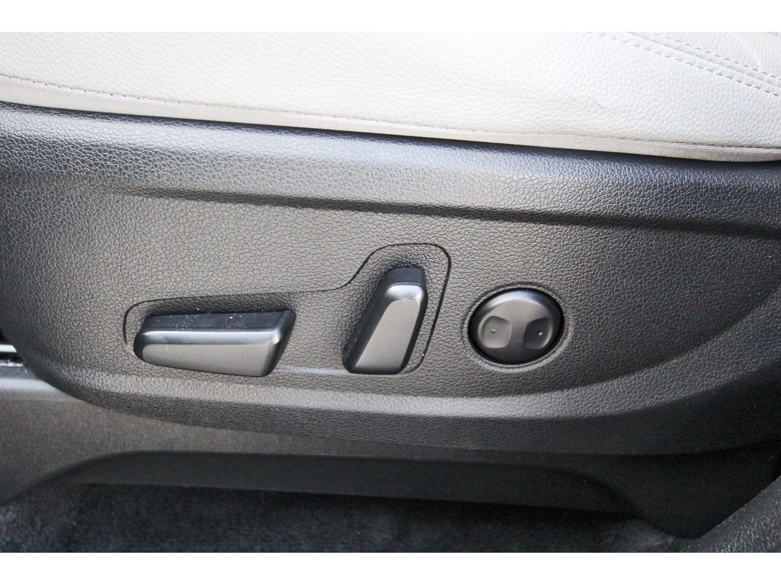 Used 2022 Hyundai Palisade SEL w/ 8P Bench Seat Package FWD image 29