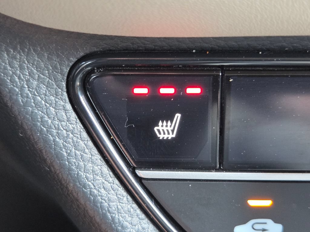 Certified 2024 Honda HR-V EX-L image 6