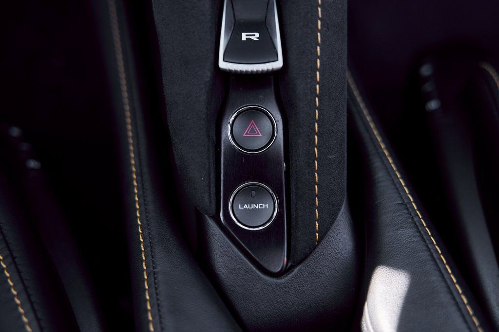 Used 2020 McLaren 720S Spider RWD image 60
