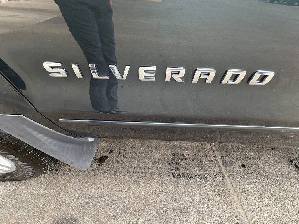 Used 2017 Chevrolet Silverado 1500 LT w/ All Star Edition image 9