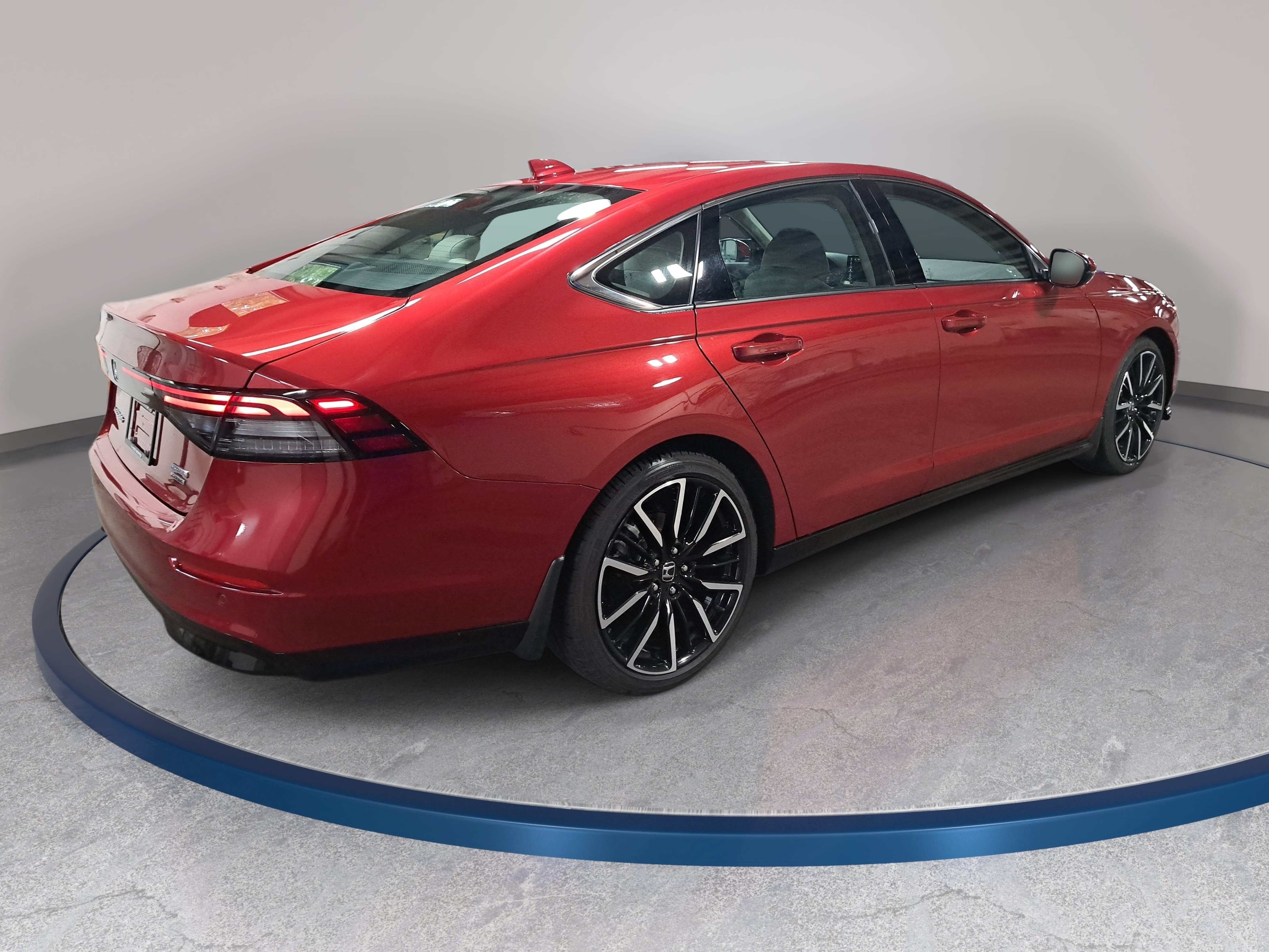 Used 2023 Honda Accord Touring image 5