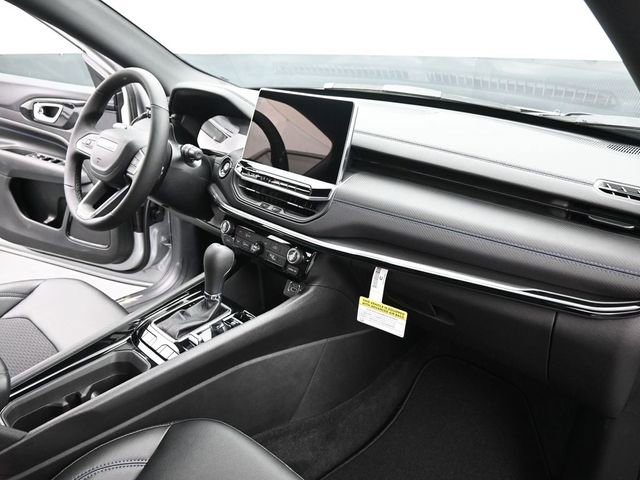 New 2026 Jeep Compass Latitude image 25