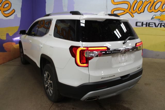 Used 2023 GMC Acadia SLE AWD/4WD image 6