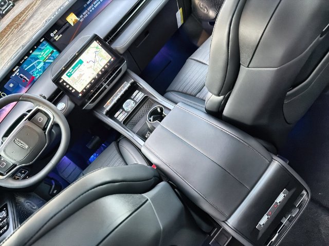 New 2026 Lincoln Nautilus Reserve AWD/4WD image 21