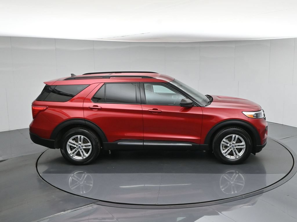 Certified 2023 Ford Explorer XLT RWD image 43