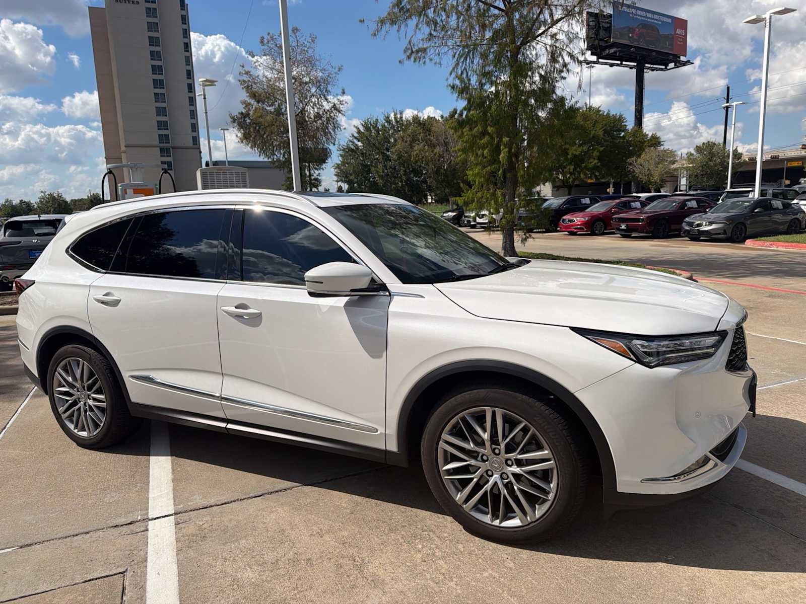 Used 2024 Acura MDX w/ Advance Package AWD/4WD image 5