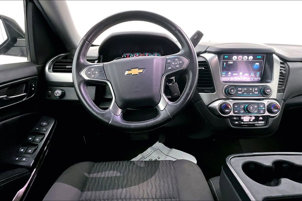 Used 2018 Chevrolet Suburban LS image 8