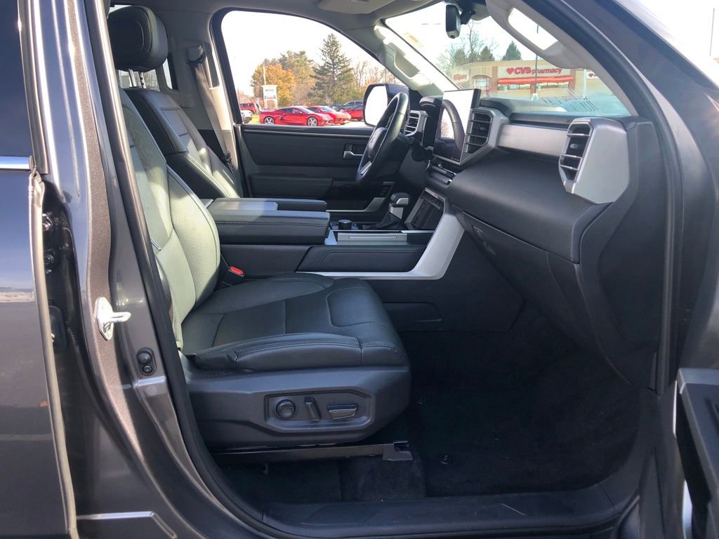 Used 2023 Toyota Sequoia Limited image 20