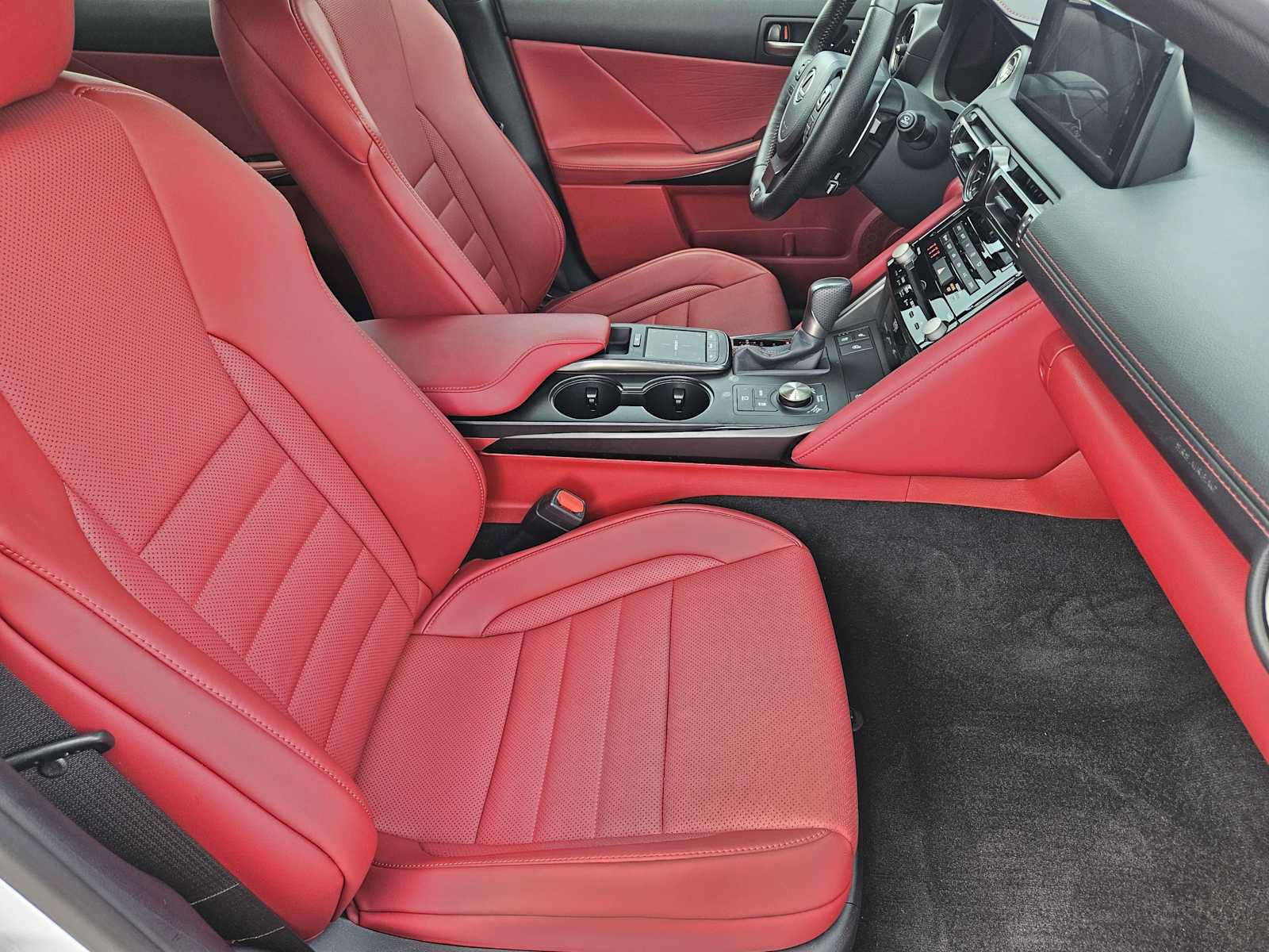 Used 2025 Lexus IS 500 w/ Accessory Package 2 RWD image 13