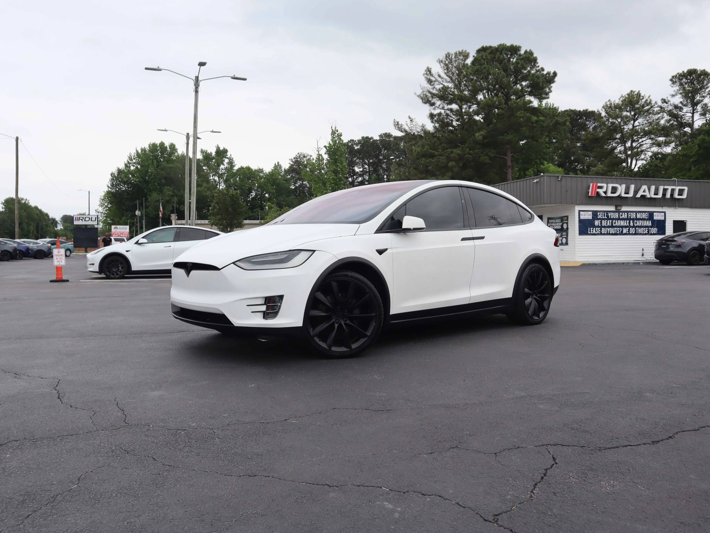 Used 2020 Tesla Model X Long Range AWD/4WD image 6