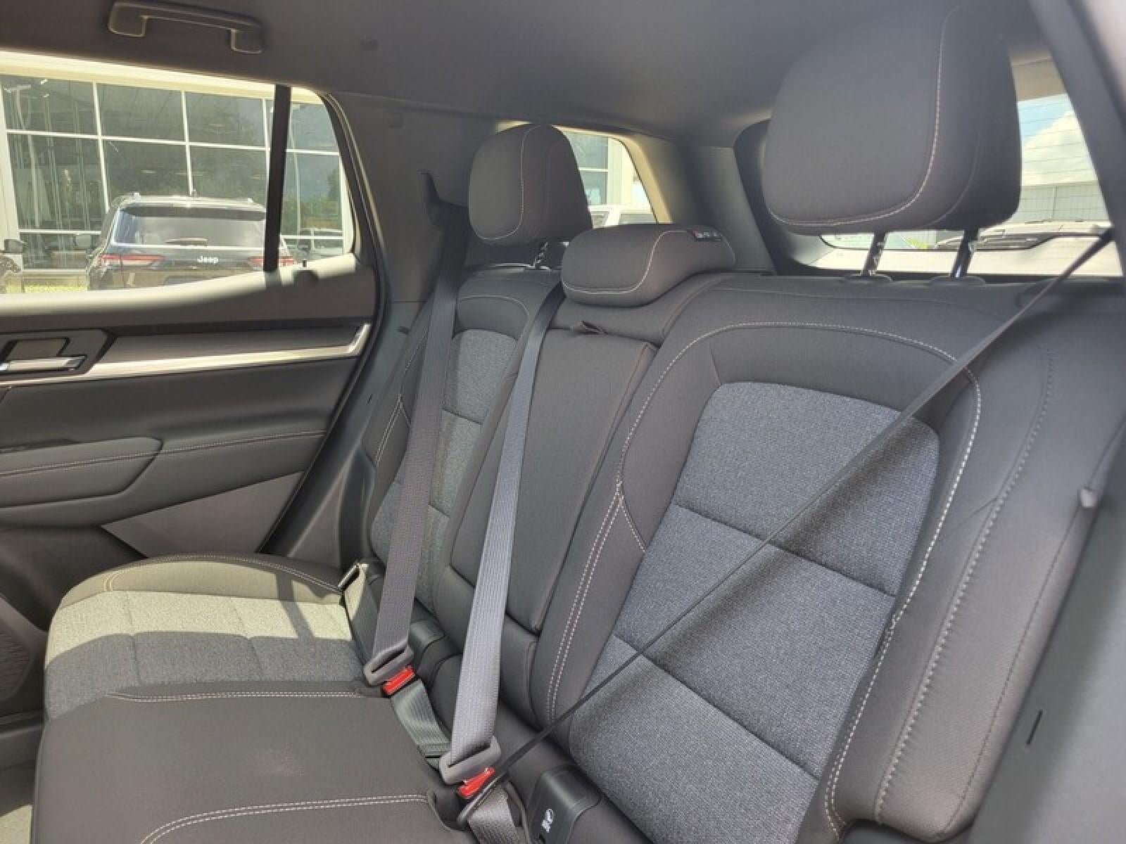 New 2027 GMC Terrain Elevation w/ Black Edition FWD image 24